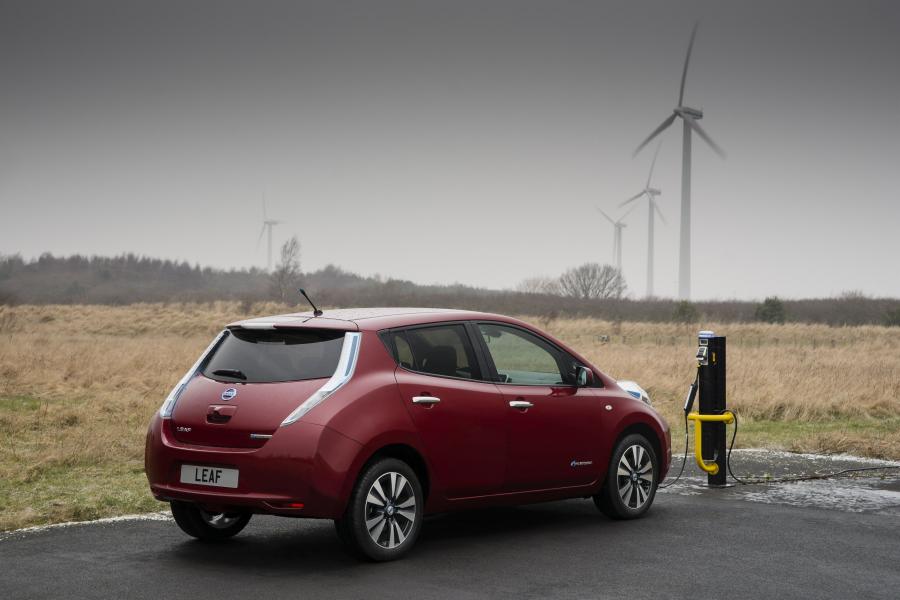  Nissan Leaf 2013 года  (фото 32 из 63)